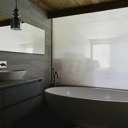 6br Modern Chalet With Private Spa