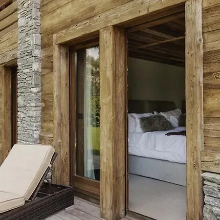 6br Modern Chalet With Private Spa メジェーヴ